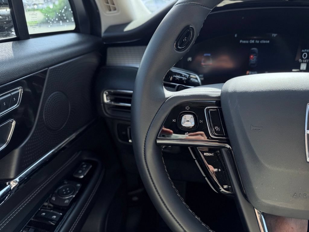 Certified 2024 Lincoln Corsair AWD image 27