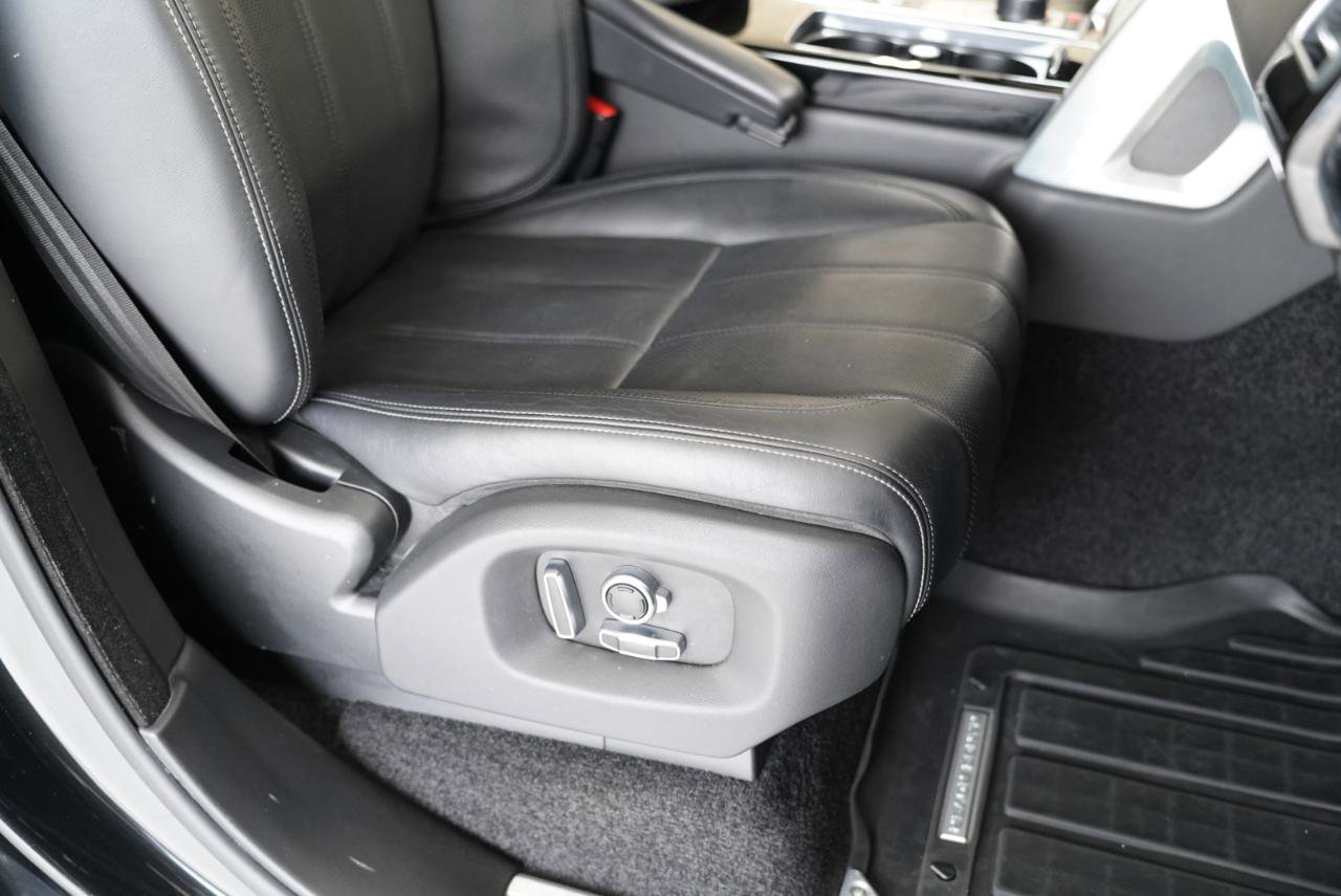 Used 2016 Land Rover Range Rover Autobiography image 30