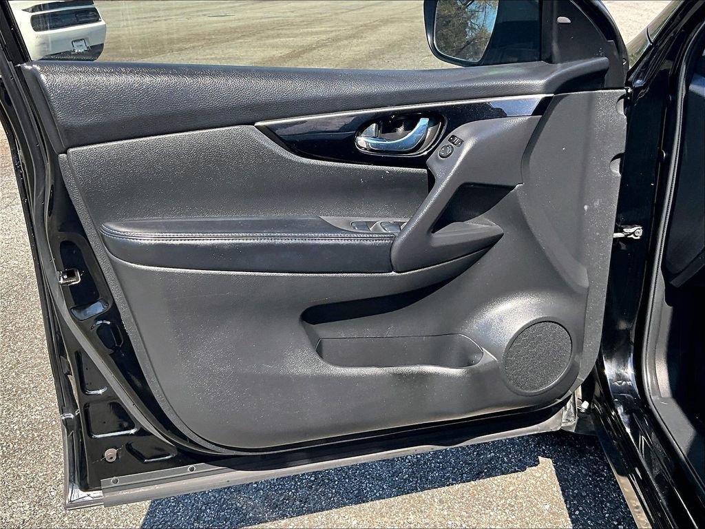 Used 2019 Nissan Rogue Sport SL image 20