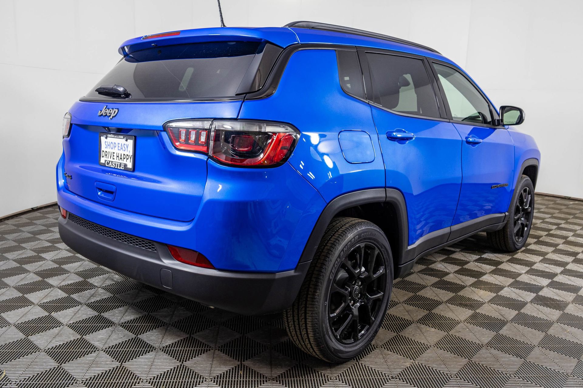 New 2026 Jeep Compass Latitude image 15