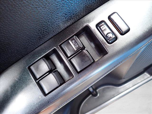 Certified 2018 Toyota RAV4 XLE AWD/4WD image 13