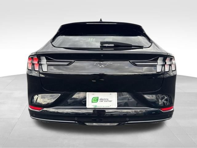 Used 2022 Ford Mustang Mach-E Premium AWD/4WD image 7