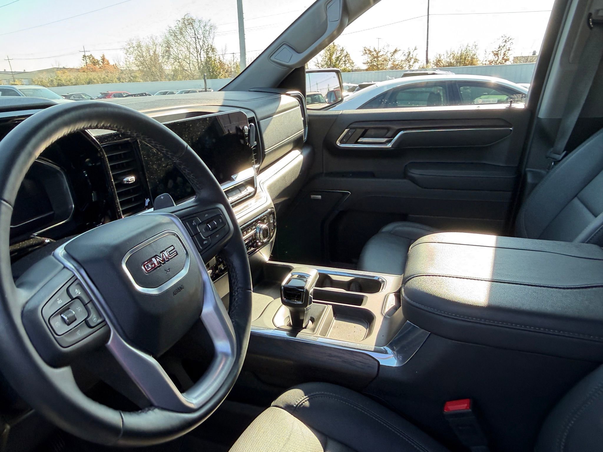 Used 2024 GMC Sierra 1500 SLT w/ SLT Premium Plus Package image 11