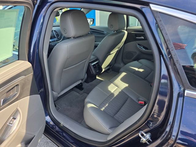Used 2018 Chevrolet Impala LT w/ LT Convenience Package FWD image 29