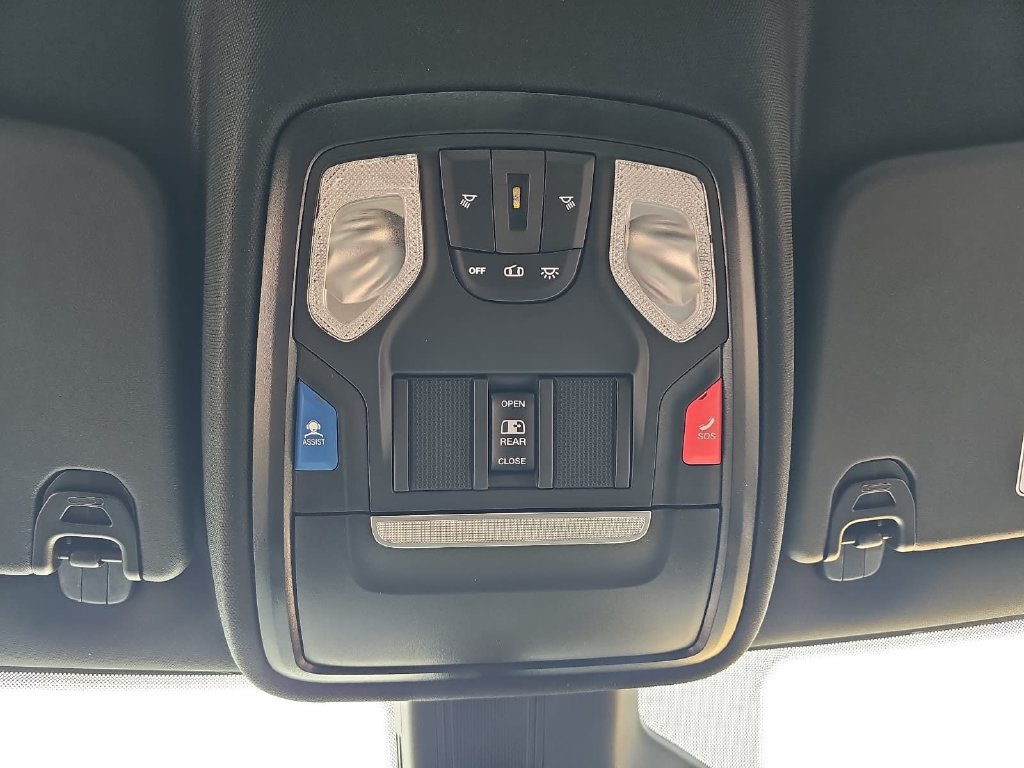 New 2026 RAM 1500 Express AWD/4WD image 30