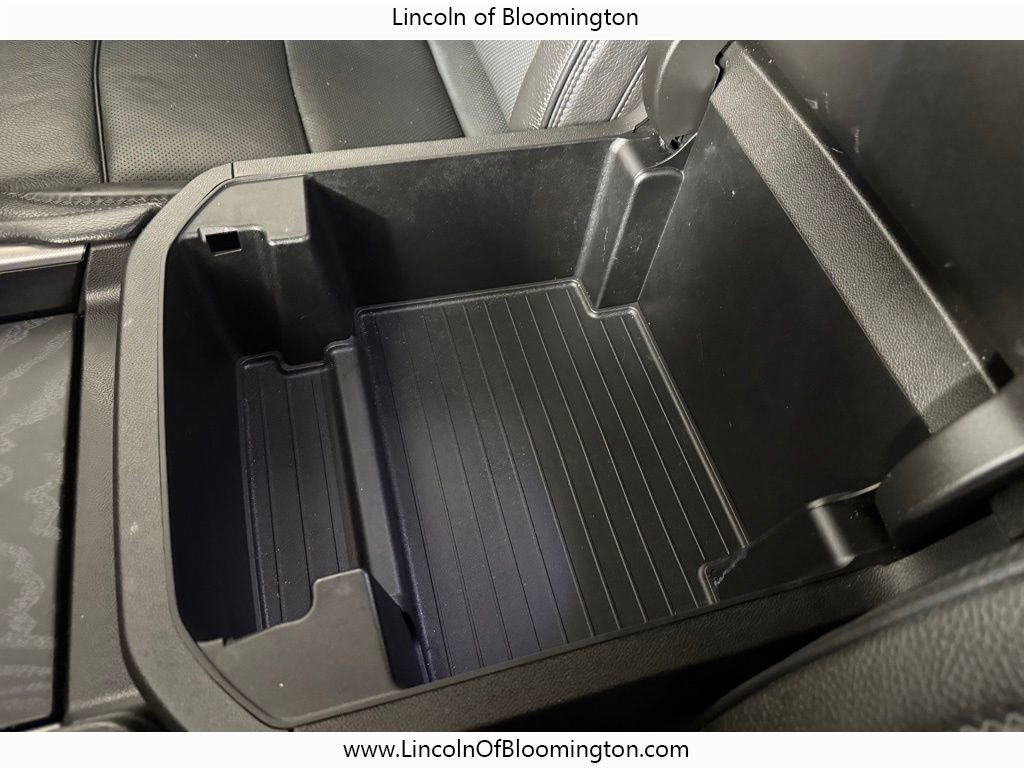 Used 2022 GMC Yukon XL Denali image 42