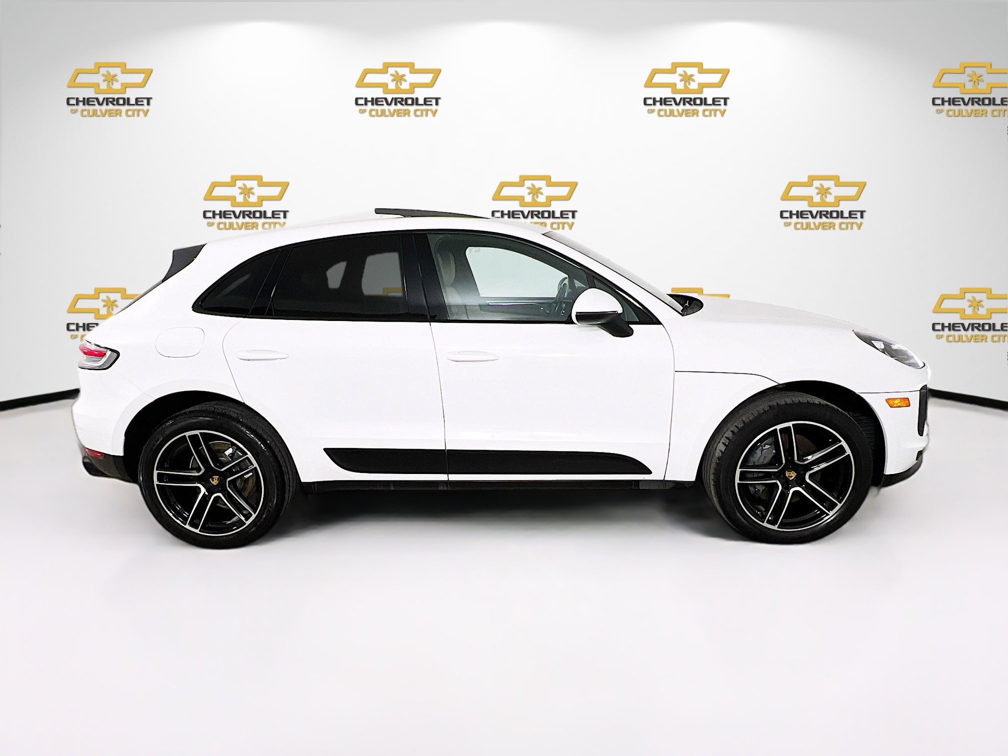 Used 2020 Porsche Macan S AWD/4WD image 8