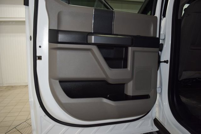 Used 2022 Ford F550 4x4 Crew Cab Super Duty w/ XLT Value Package image 31