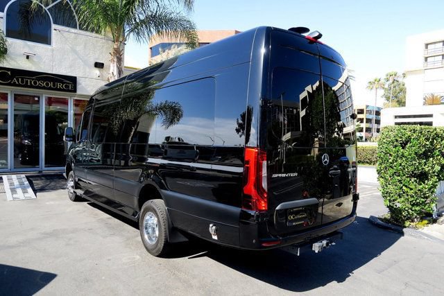 Used 2020 Mercedes-Benz Sprinter 3500 image 26