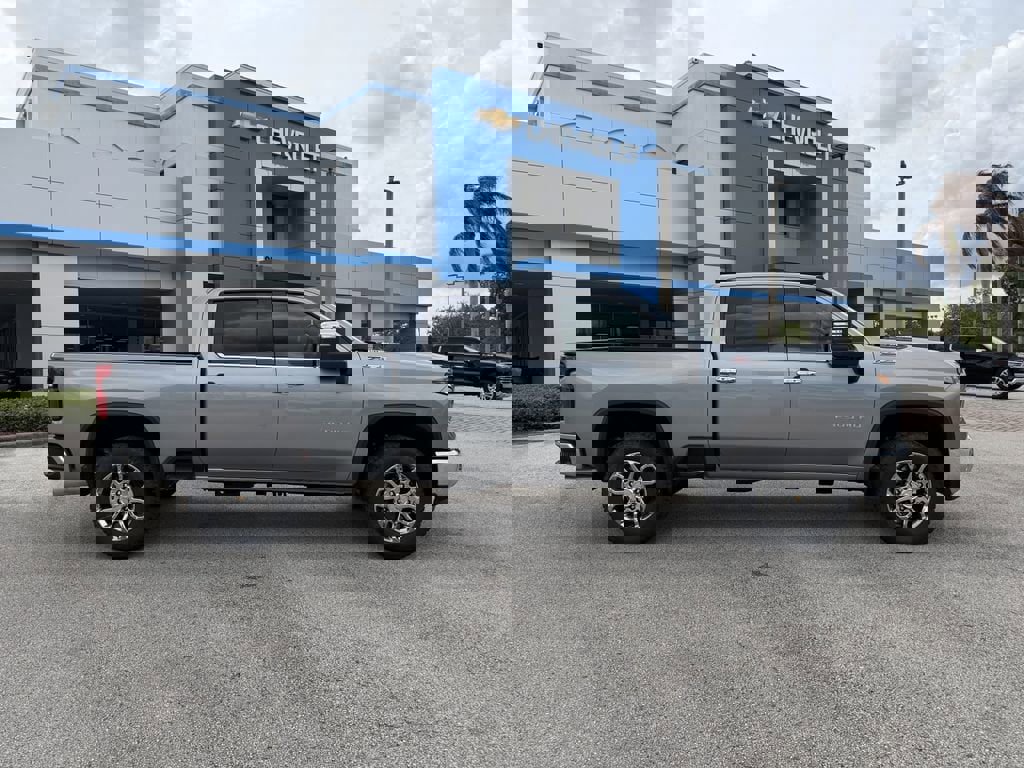 New 2026 Chevrolet Silverado 2500 LTZ w/ LTZ Premium Package image 3