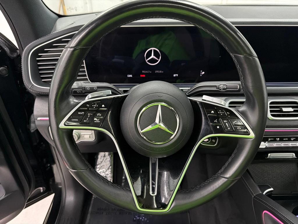Used 2024 Mercedes-Benz GLS 450 4MATIC image 18