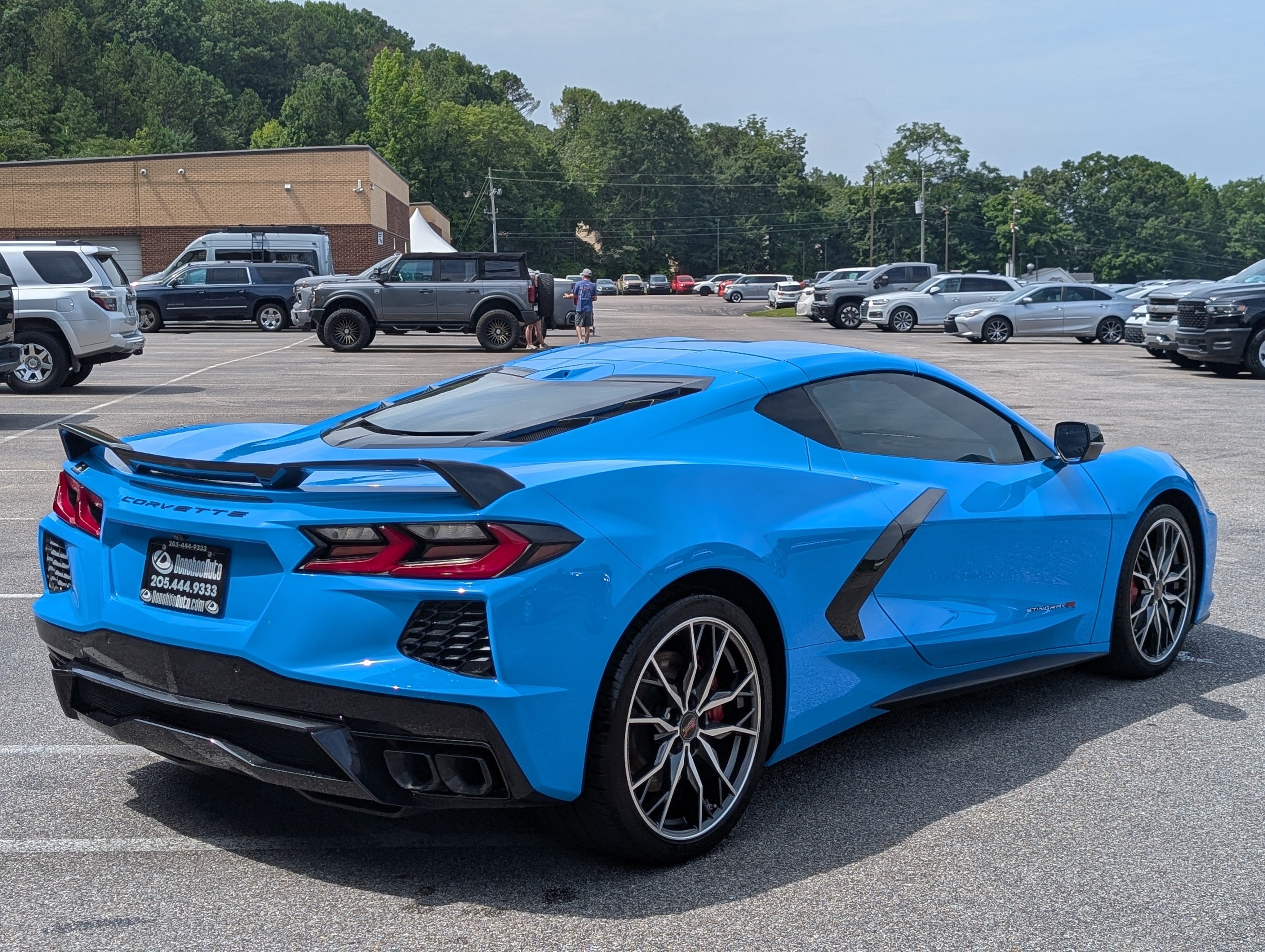 Used 2024 Chevrolet Corvette Stingray Premium Cpe w/ Z51 Performance Package RWD image 9