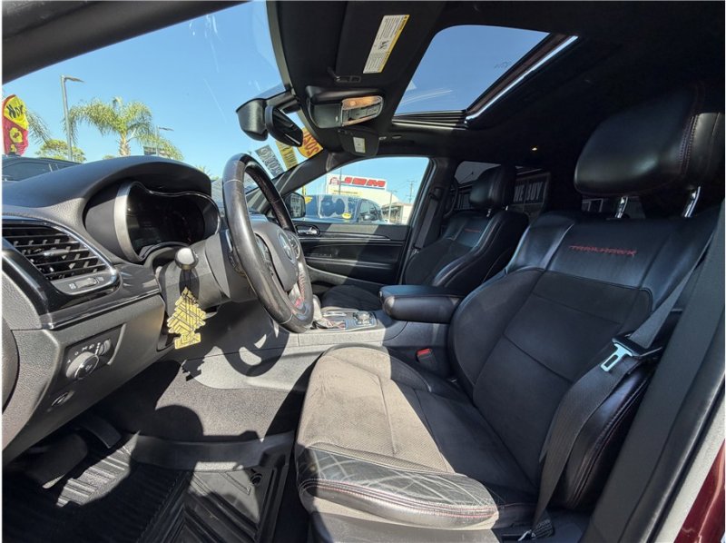 Used 2020 Jeep Grand Cherokee Trailhawk AWD/4WD image 17