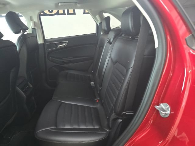 Used 2024 Ford Edge SEL AWD/4WD image 10