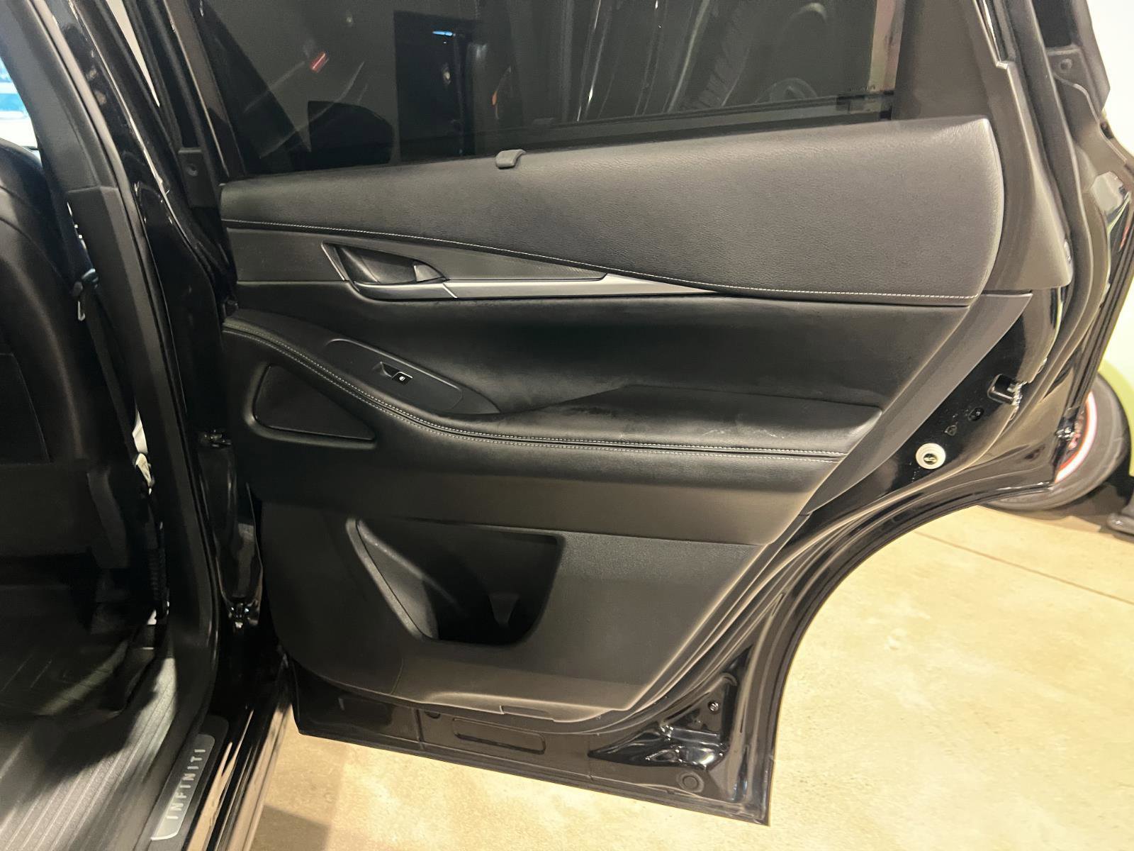 Used 2024 INFINITI QX60 Luxe image 38