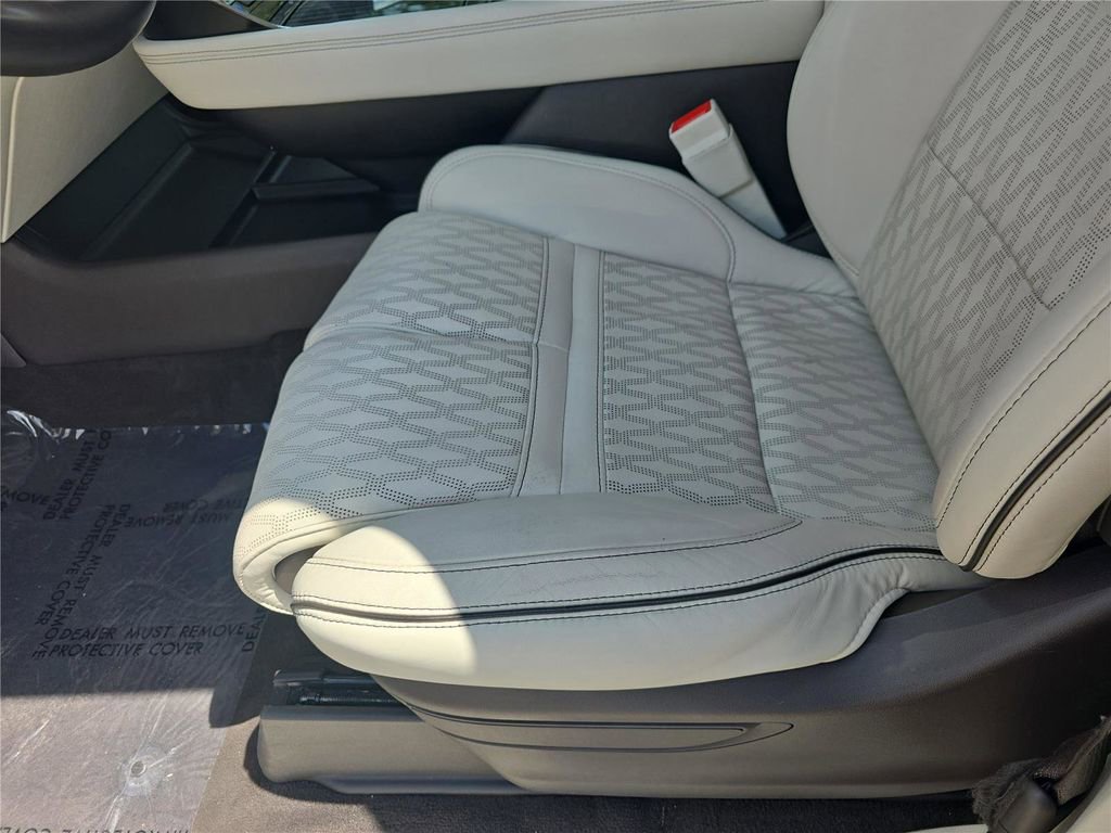 Certified 2023 Lincoln Navigator Black Label AWD/4WD image 17