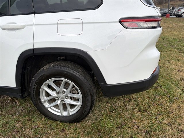 Used 2024 Jeep Grand Cherokee L Laredo image 6