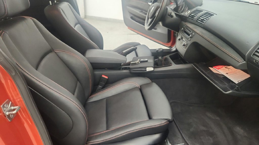 Used 2011 BMW 1 Series M RWD image 48