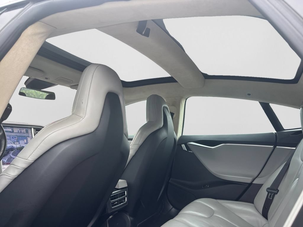 Used 2016 Tesla Model S 70D AWD/4WD image 12