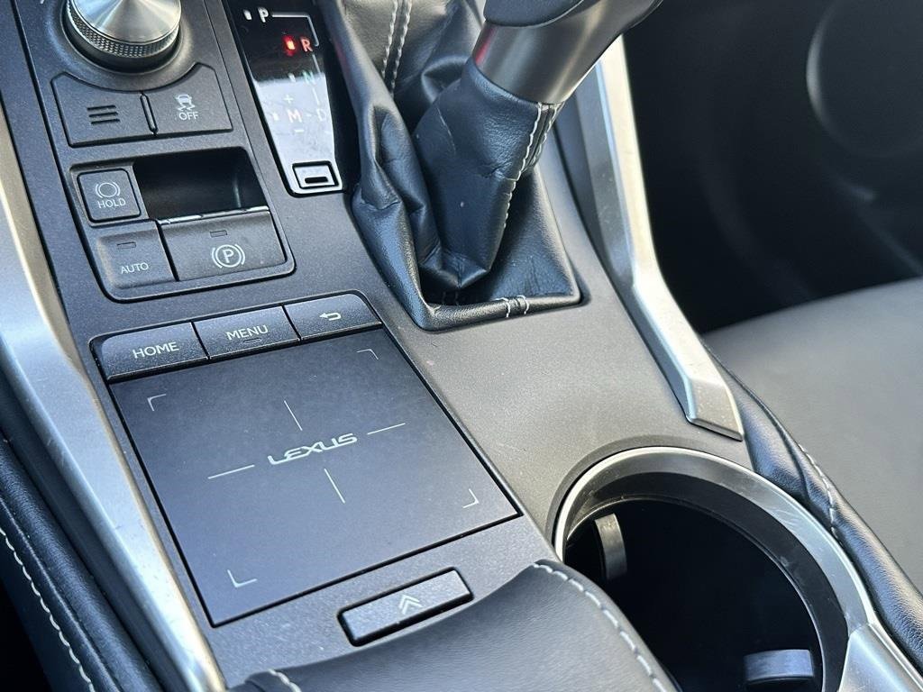 Used 2018 Lexus NX 300 FWD image 18