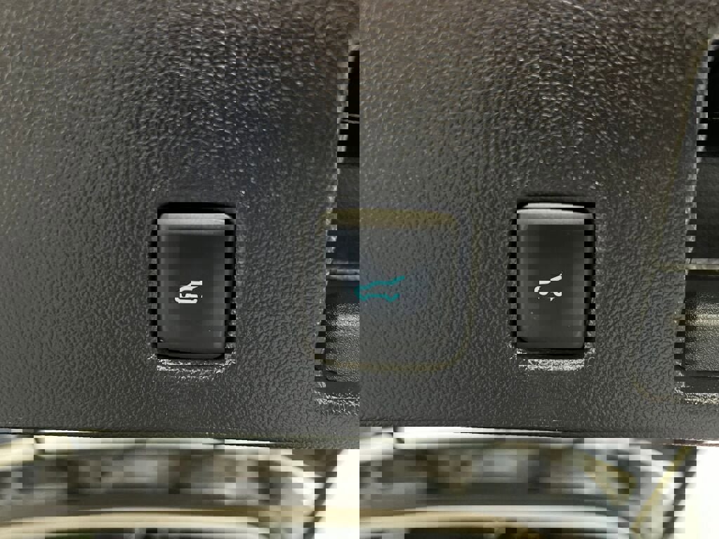 Used 2023 Ford Escape Active image 15