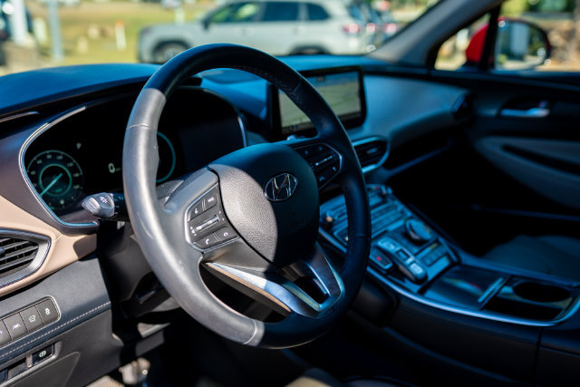 Used 2021 Hyundai Santa Fe Limited FWD image 32