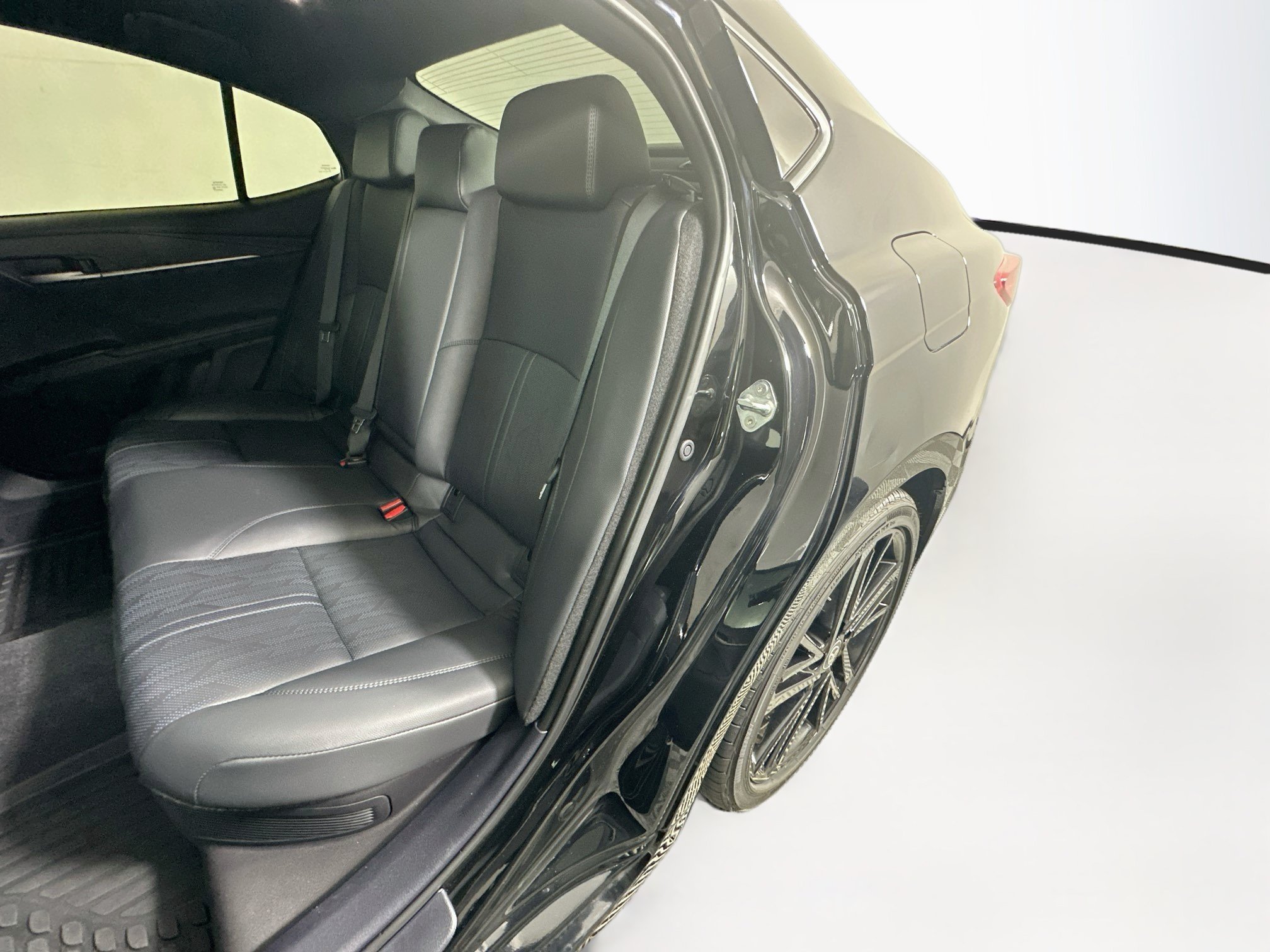 Certified 2025 Toyota Camry XSE FWD image 26