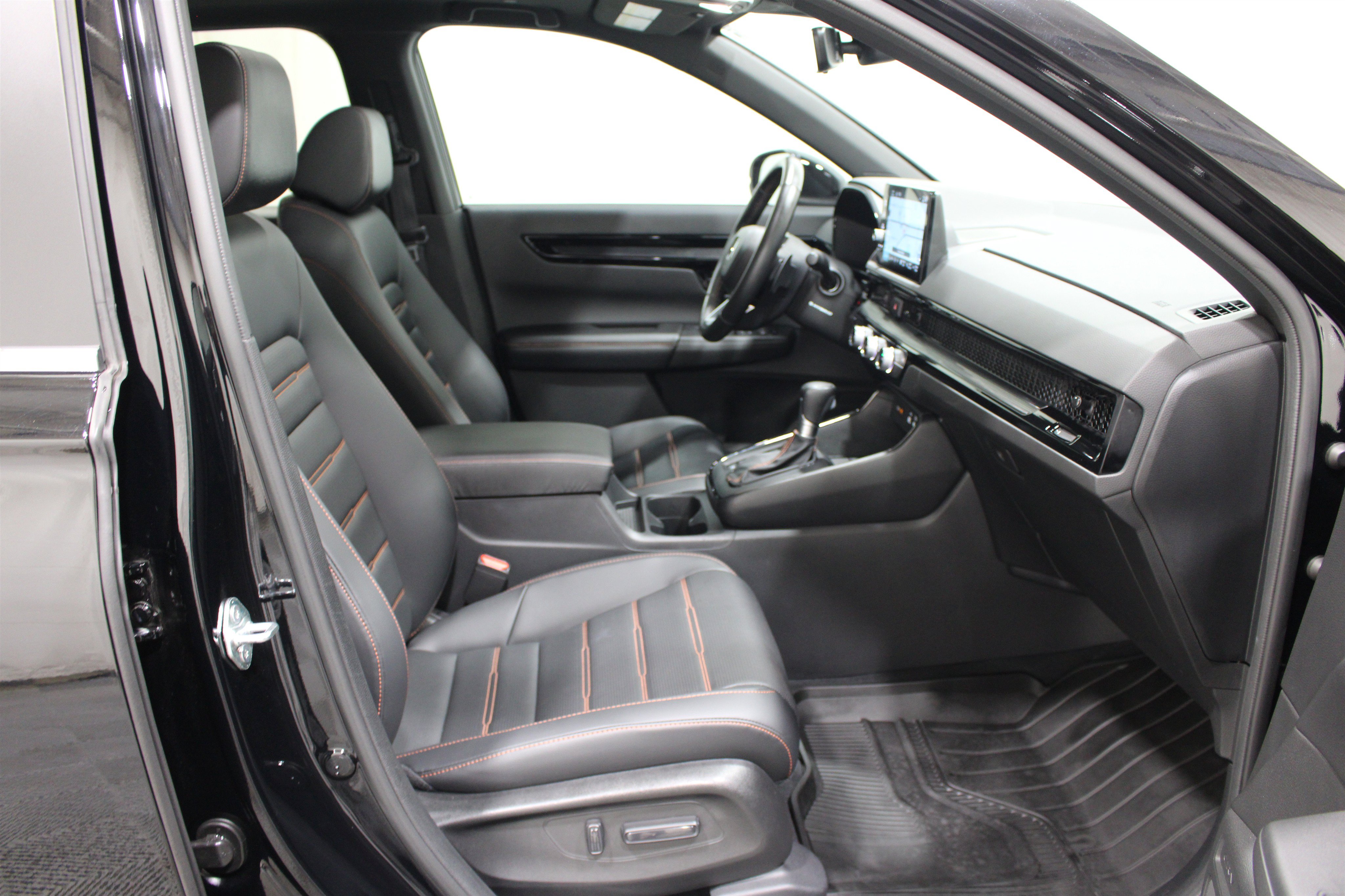 Used 2023 Honda CR-V Sport Touring image 28