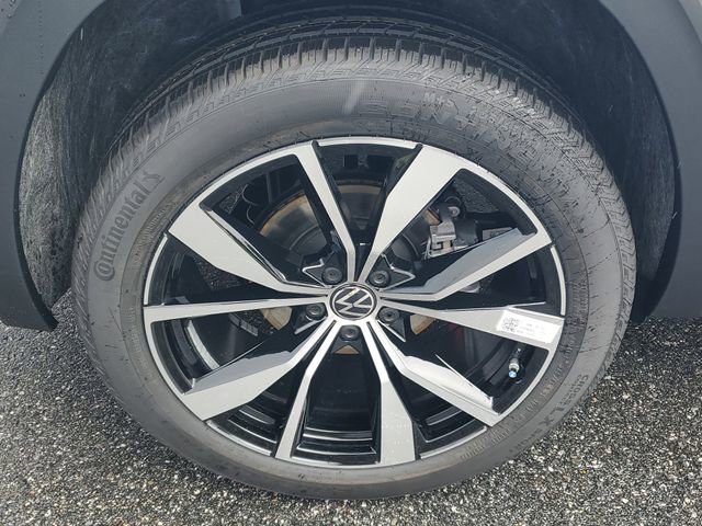 New 2026 Volkswagen Atlas Cross Sport SEL Premium R-Line AWD/4WD image 5