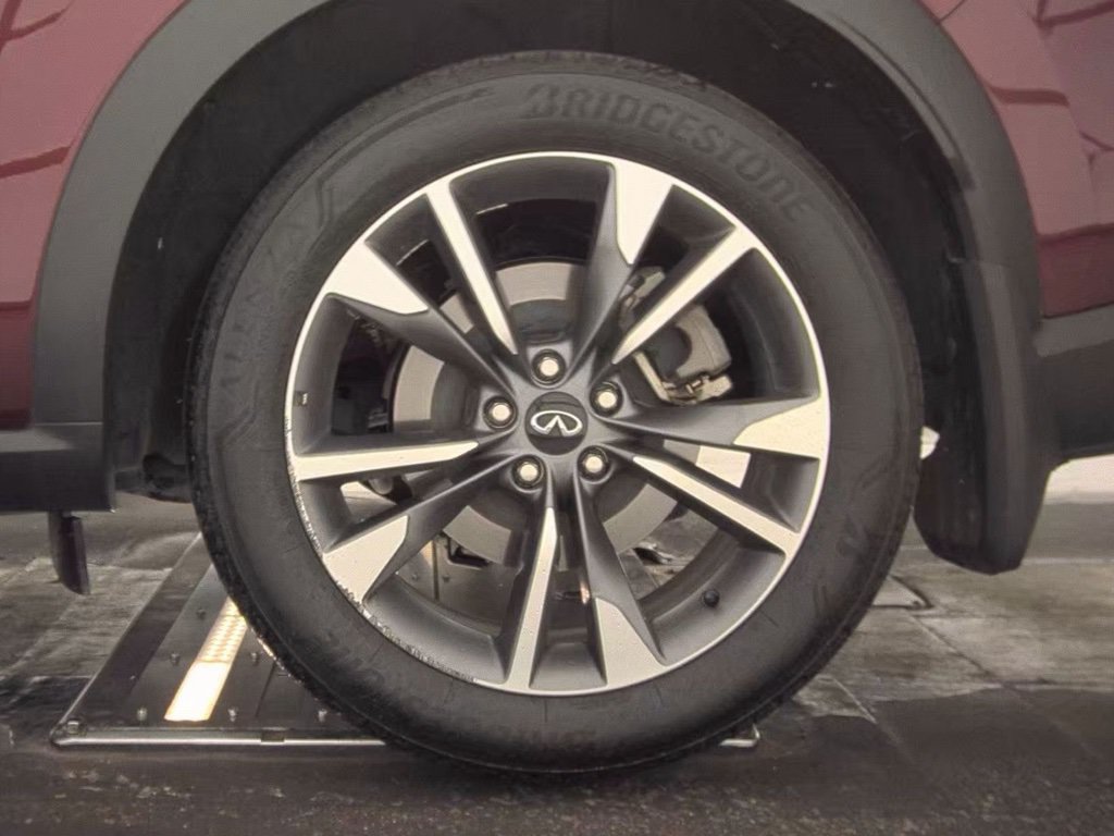 Certified 2024 INFINITI QX60 Luxe FWD image 24