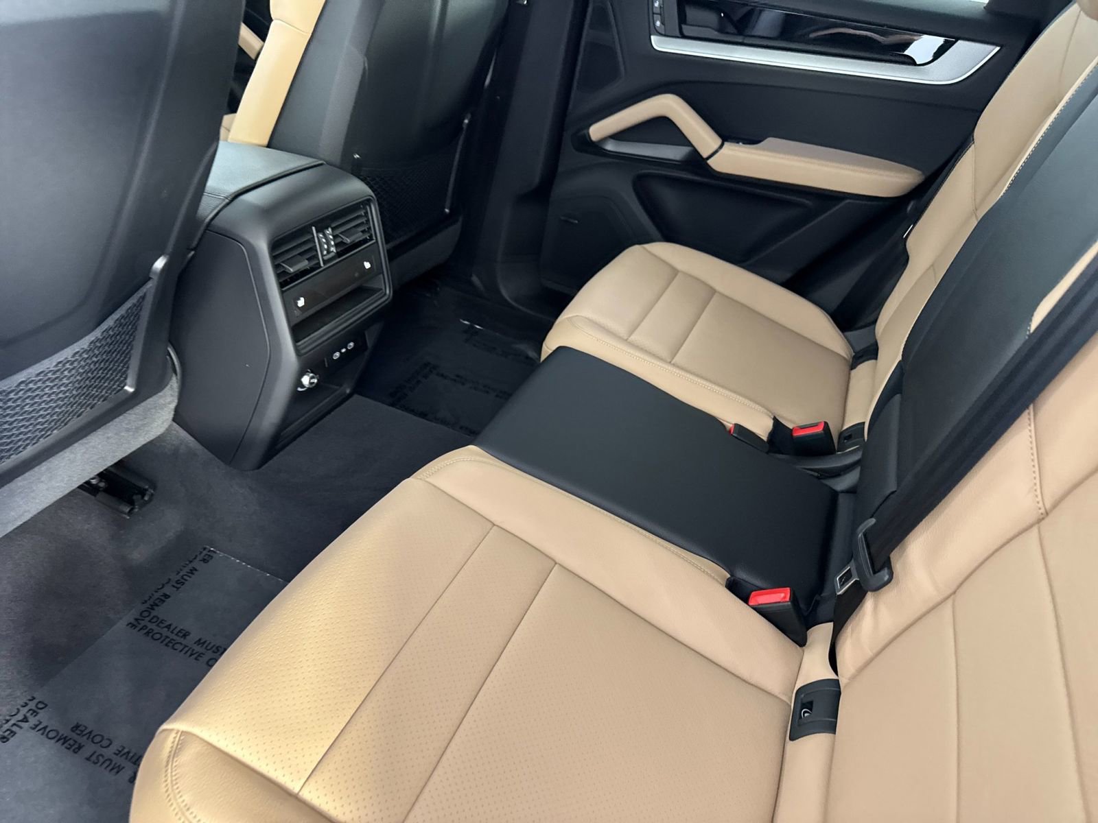 New 2026 Porsche Cayenne image 14