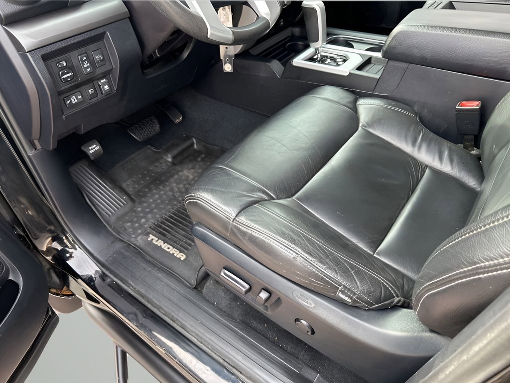 Used 2018 Toyota Tundra SR5 w/ SR5 Upgrade Package image 26