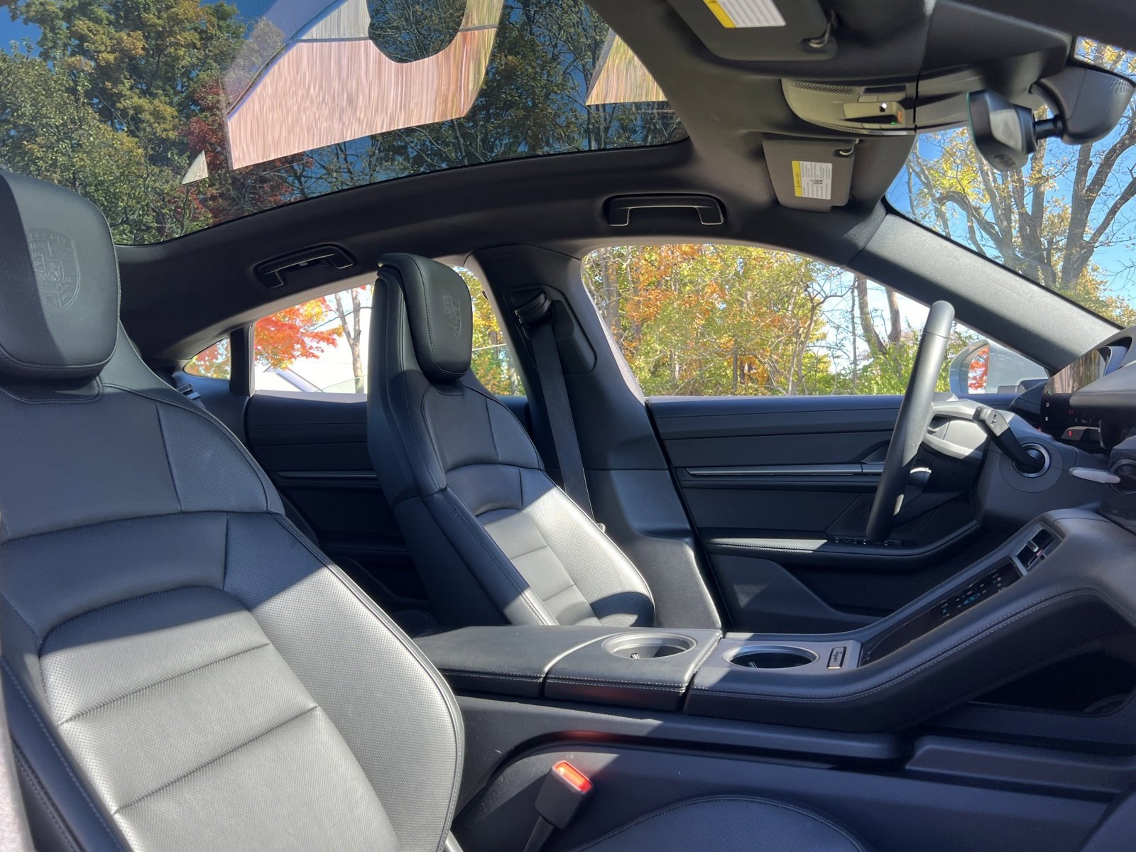 Certified 2025 Porsche Taycan image 22