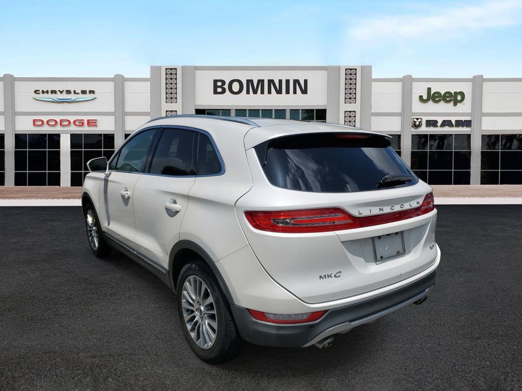 Used 2017 Lincoln MKC Reserve image 4