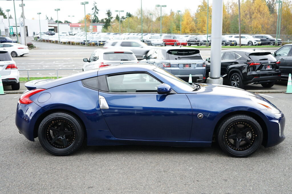 Used 2016 Nissan 370Z Coupe image 6