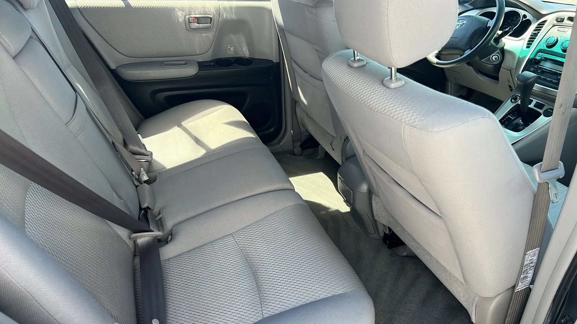 Used 2004 Toyota Highlander 2WD V6 image 6