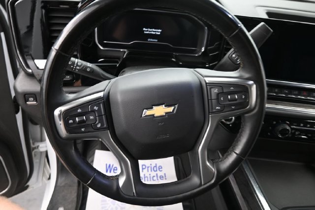 Used 2025 Chevrolet Silverado 2500 LTZ w/ LTZ Premium Package AWD/4WD image 30