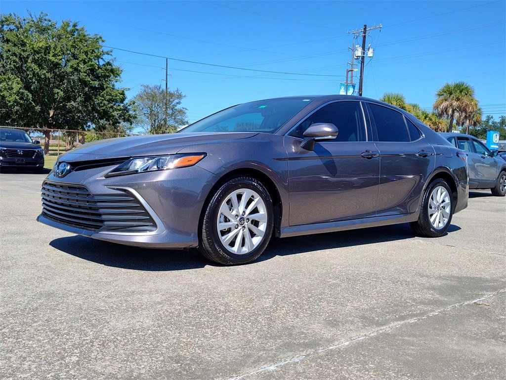 Used 2024 Toyota Camry LE w/ Convenience Package