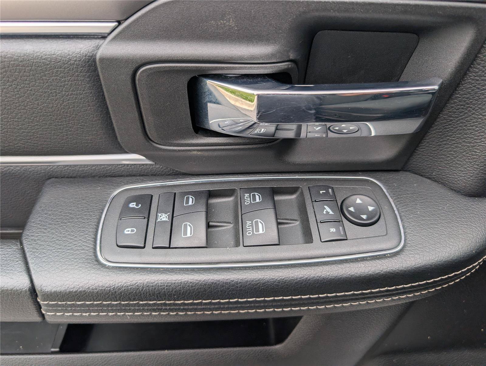 Used 2022 RAM 1500 Warlock w/ Electronics Group AWD/4WD image 19