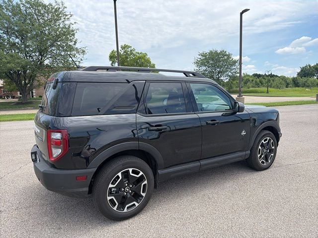 Used 2023 Ford Bronco Sport Outer Banks w/ Tech Package AWD/4WD image 14