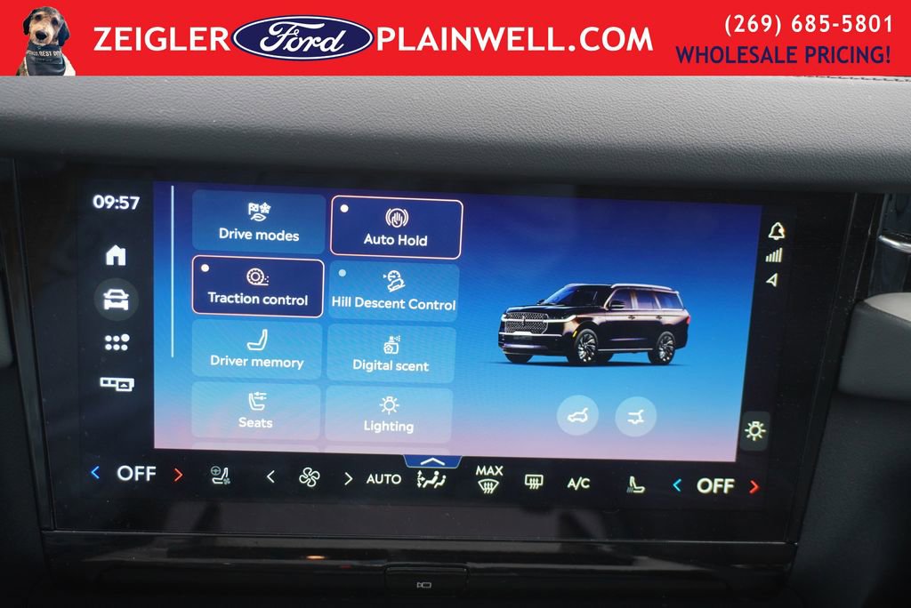 Used 2025 Lincoln Navigator Reserve w/ Jet Appearance Package image 39