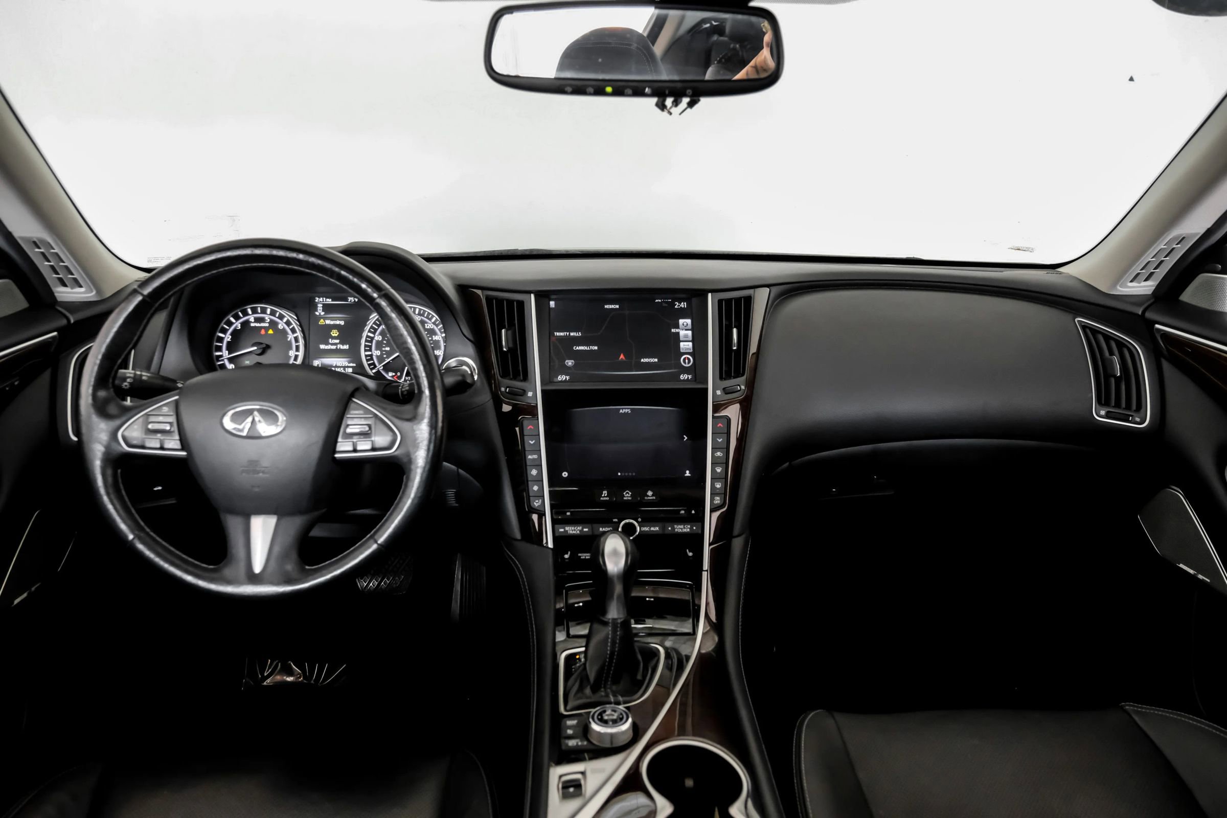 Used 2017 INFINITI Q50 3.0t Premium w/ Driver Assistance Package image 12