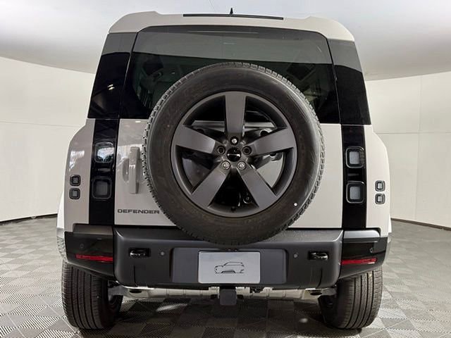 New 2026 Land Rover Defender 110 X-Dynamic SE AWD/4WD image 7