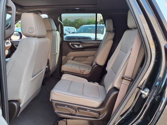 Used 2023 GMC Yukon SLT w/ SLT Luxury Package AWD/4WD image 20