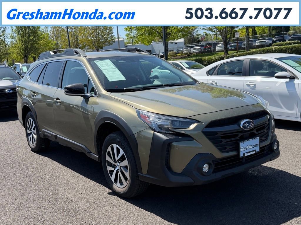 Used 2024 Subaru Outback Premium AWD/4WD image 1