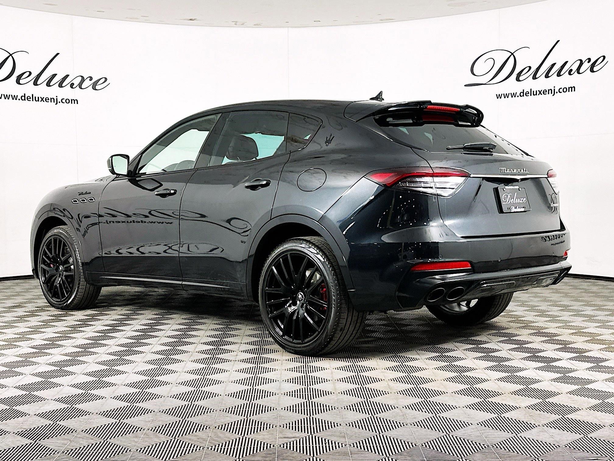 Used 2023 Maserati Levante Modena image 4