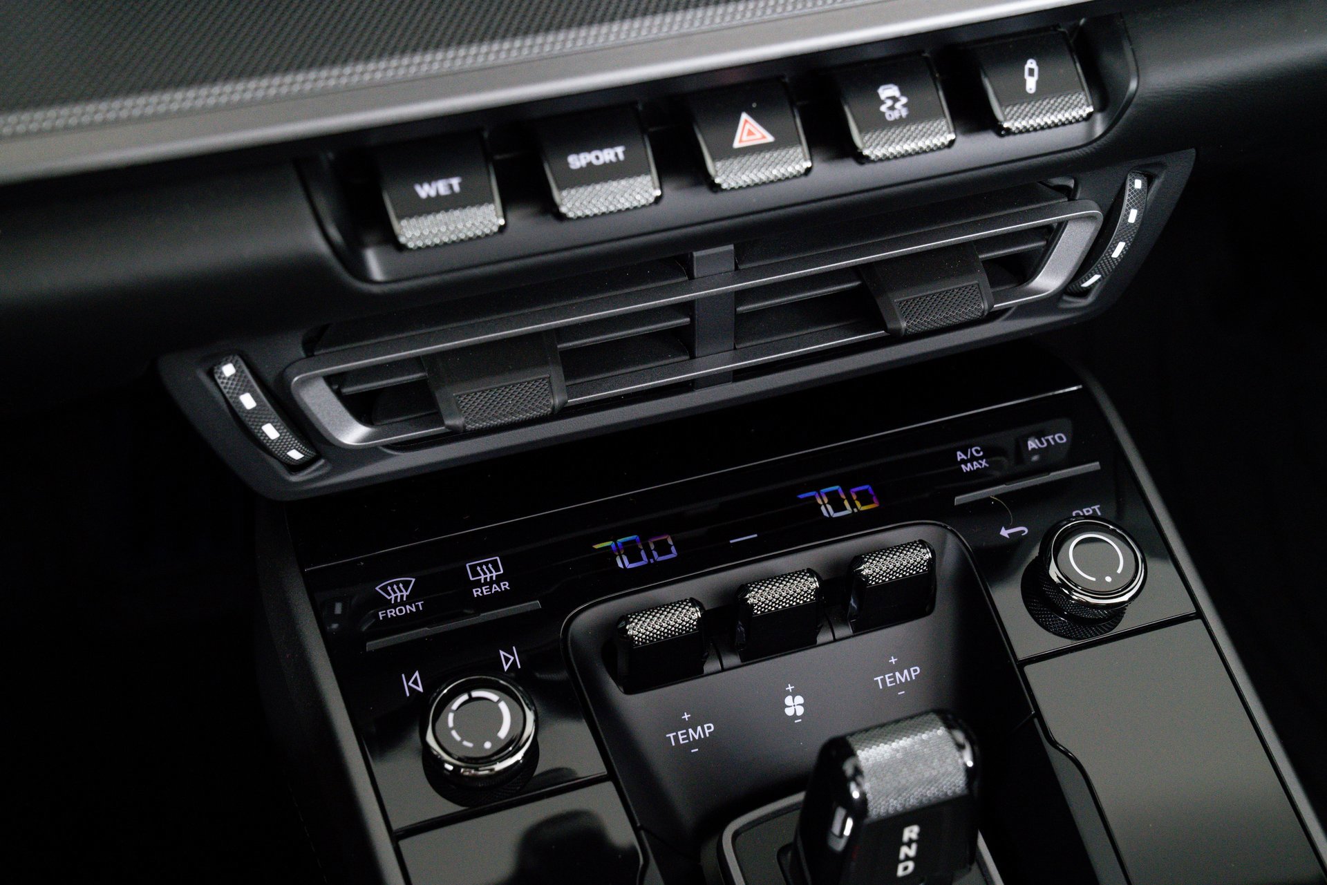 Used 2024 Porsche 911 Targa 4S w/ Premium Package image 33