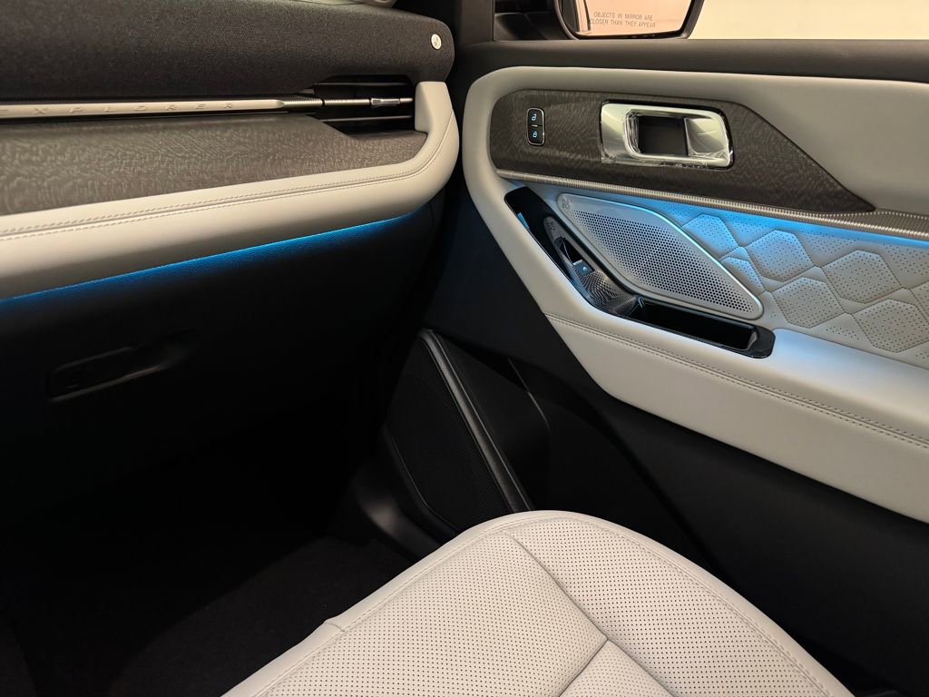 New 2026 Ford Explorer Platinum w/ LUX Leather Package image 40