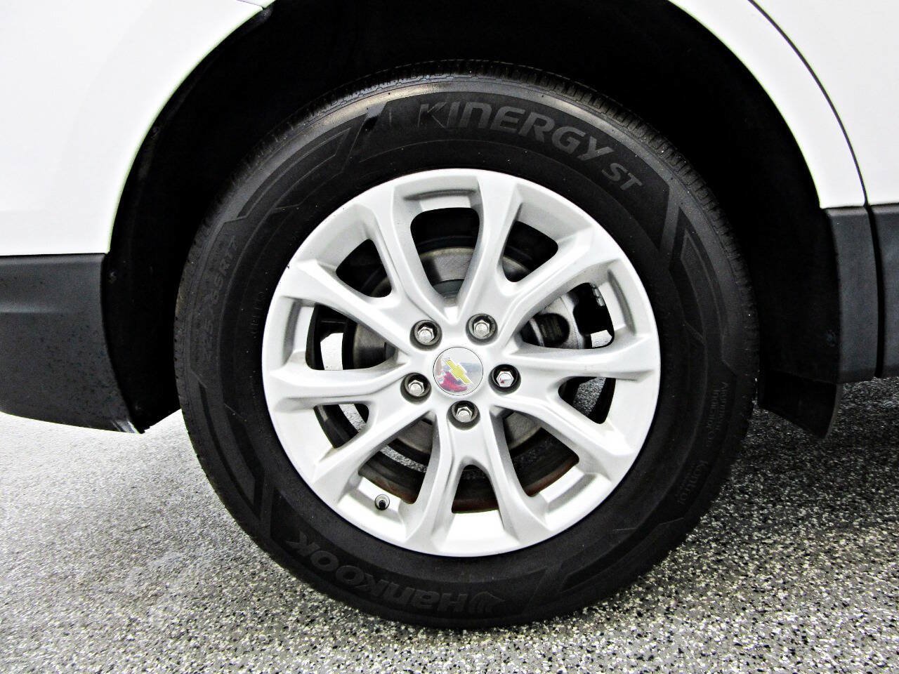 Used 2018 Chevrolet Equinox LT AWD/4WD image 21