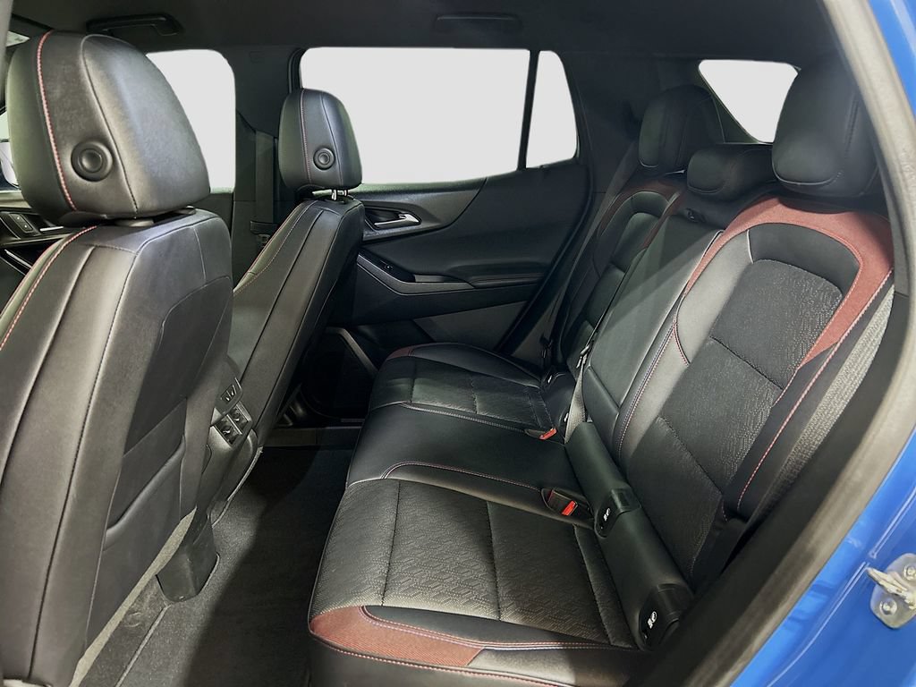 Used 2025 Chevrolet Equinox RS w/ Safety and Technology Package FWD image 22